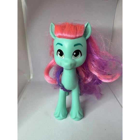 My Little Pony JAZZ HOOVES Pedicure Party 6” Aqua Toy Figure 2021 - Picture 3 of 6